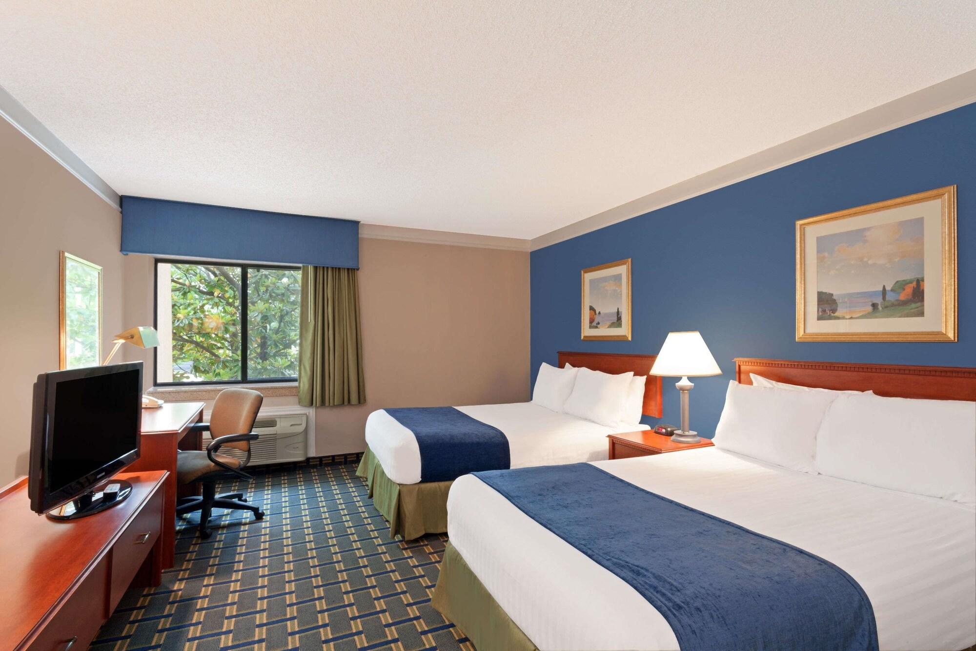 Hotel Baymont By Wyndham Memphis East Extérieur photo